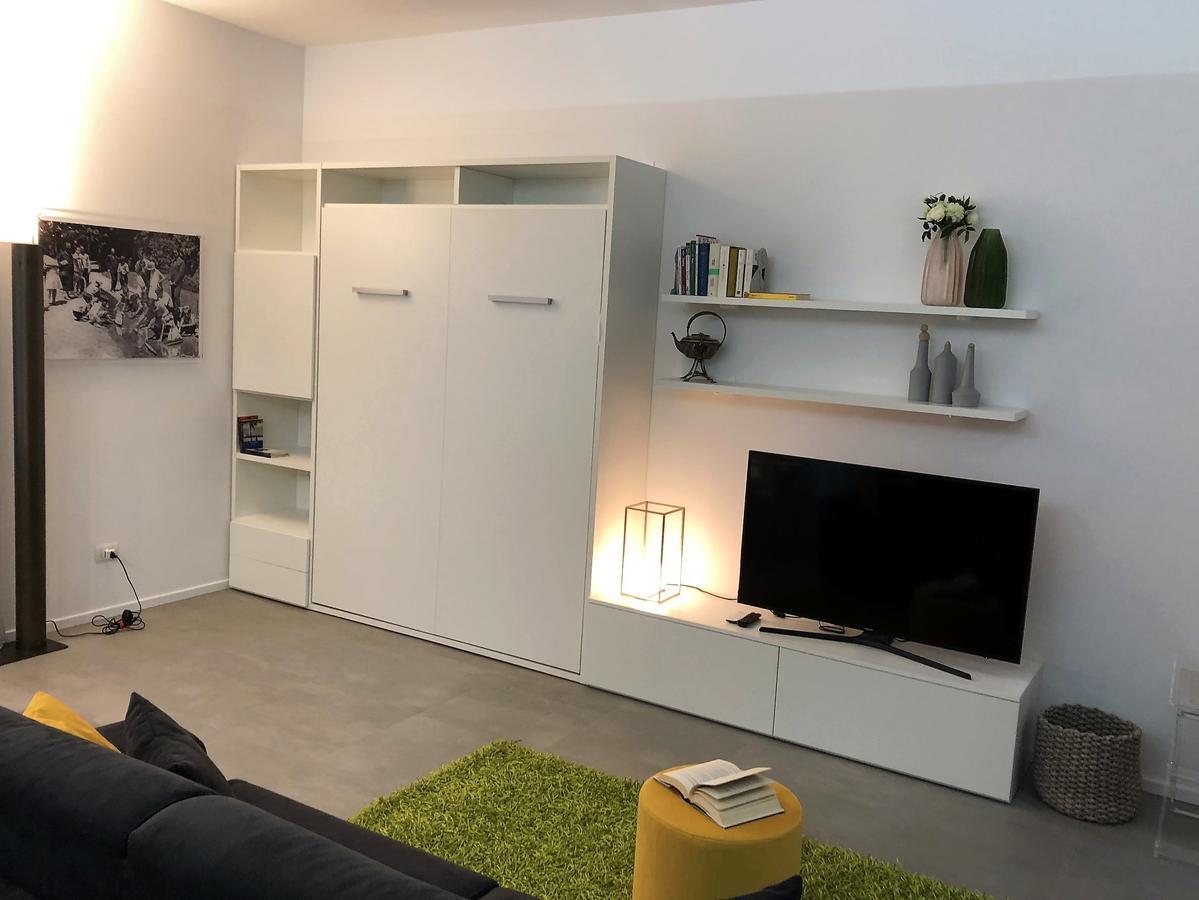 House Milla By Holiday World Roma Esterno foto